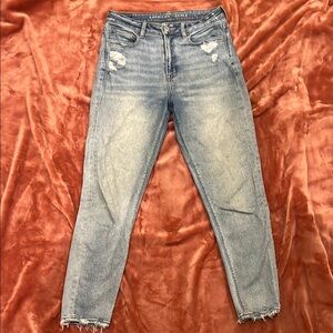 American Eagle Outfitters Women's Blue Distressed Jeans